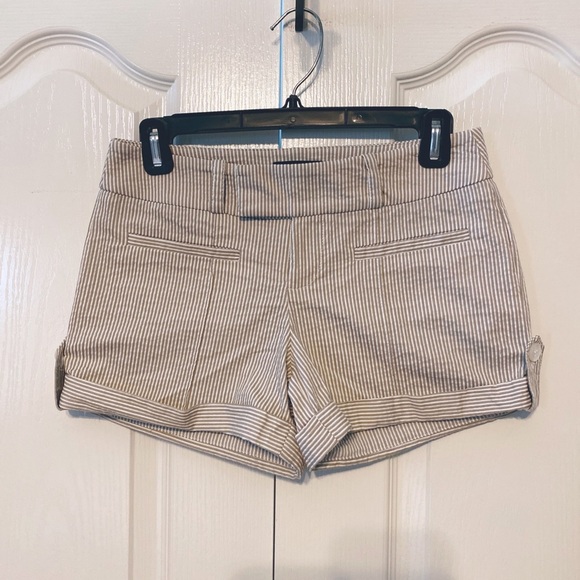 Bebe Woman’s Striped Shorts Size 2 - Picture 1 of 12